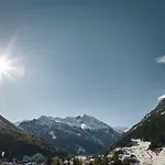 Hotell Urban Nature - Badeschloss Bad Gastein