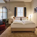 Urban Nature - Badeschloss Hotel
