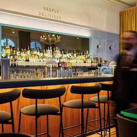 Urban Nature - Badeschloss