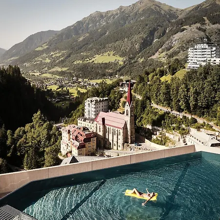 Urban Nature - Badeschloss 4* Bad Gastein