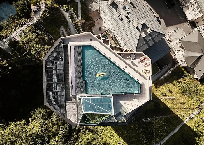 Urban Nature - Badeschloss 4* Bad Gastein