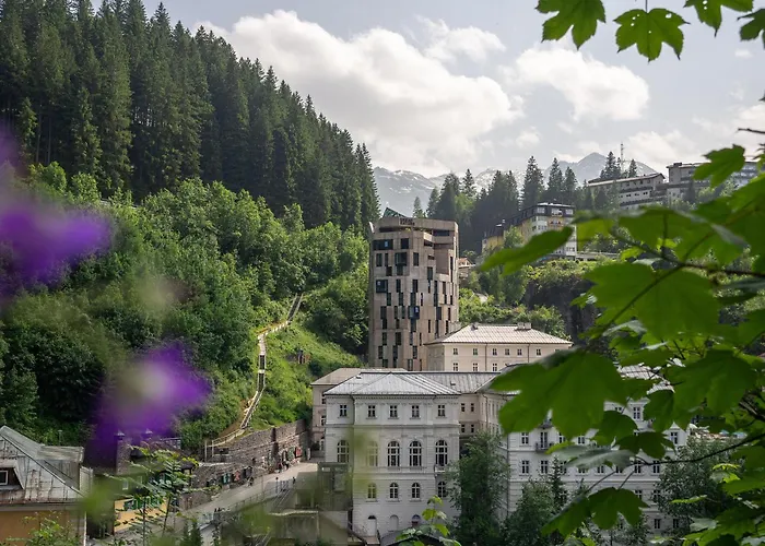 Urban Nature - Badeschloss Hotel